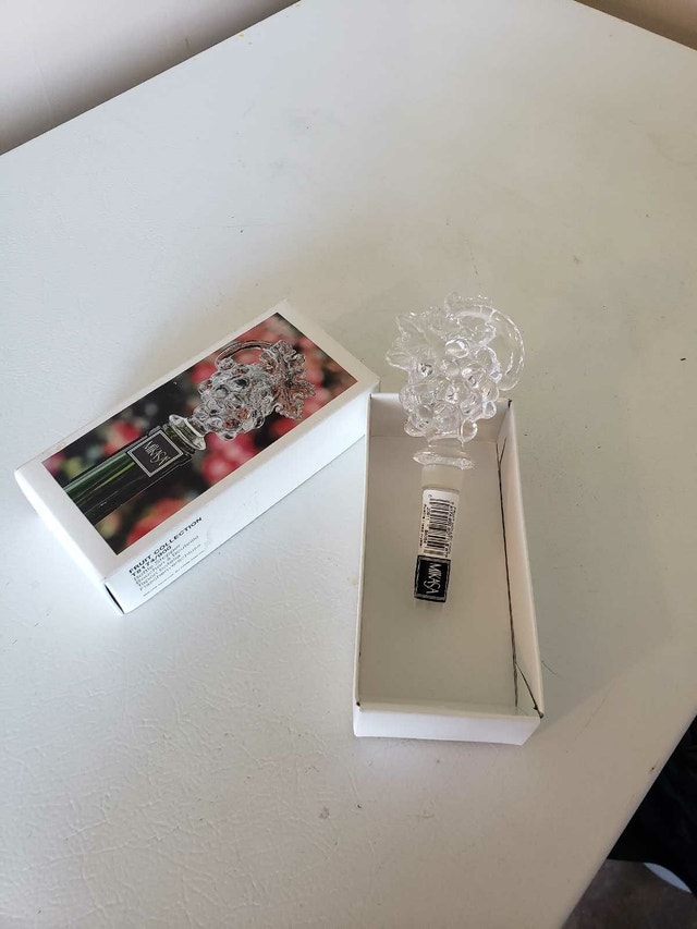 Mikasa Fruit Collection Wine Stopper