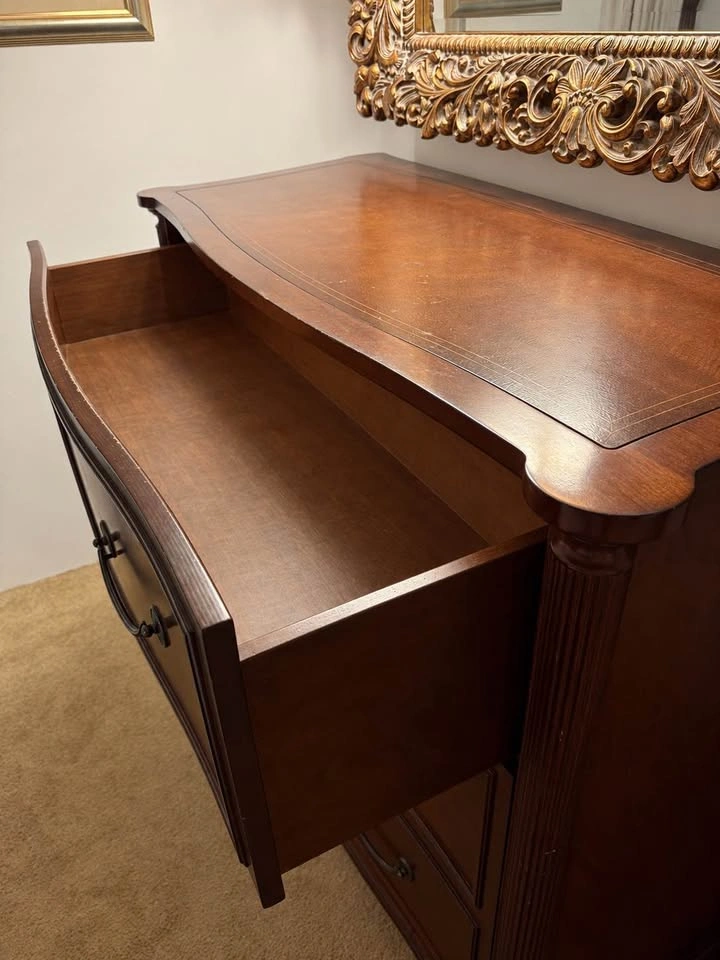 Antique Drawer/Dresser - photo 3