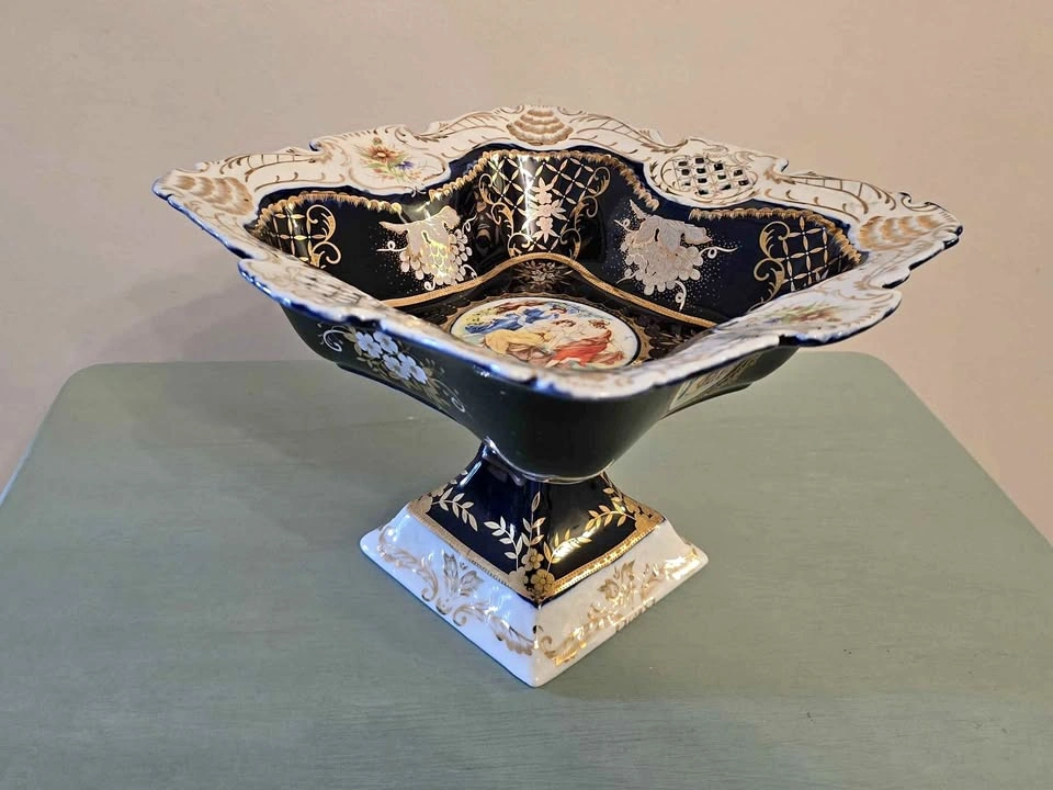 Vintage Thun Czech 24k gold detail porcelain fruit bowl rare