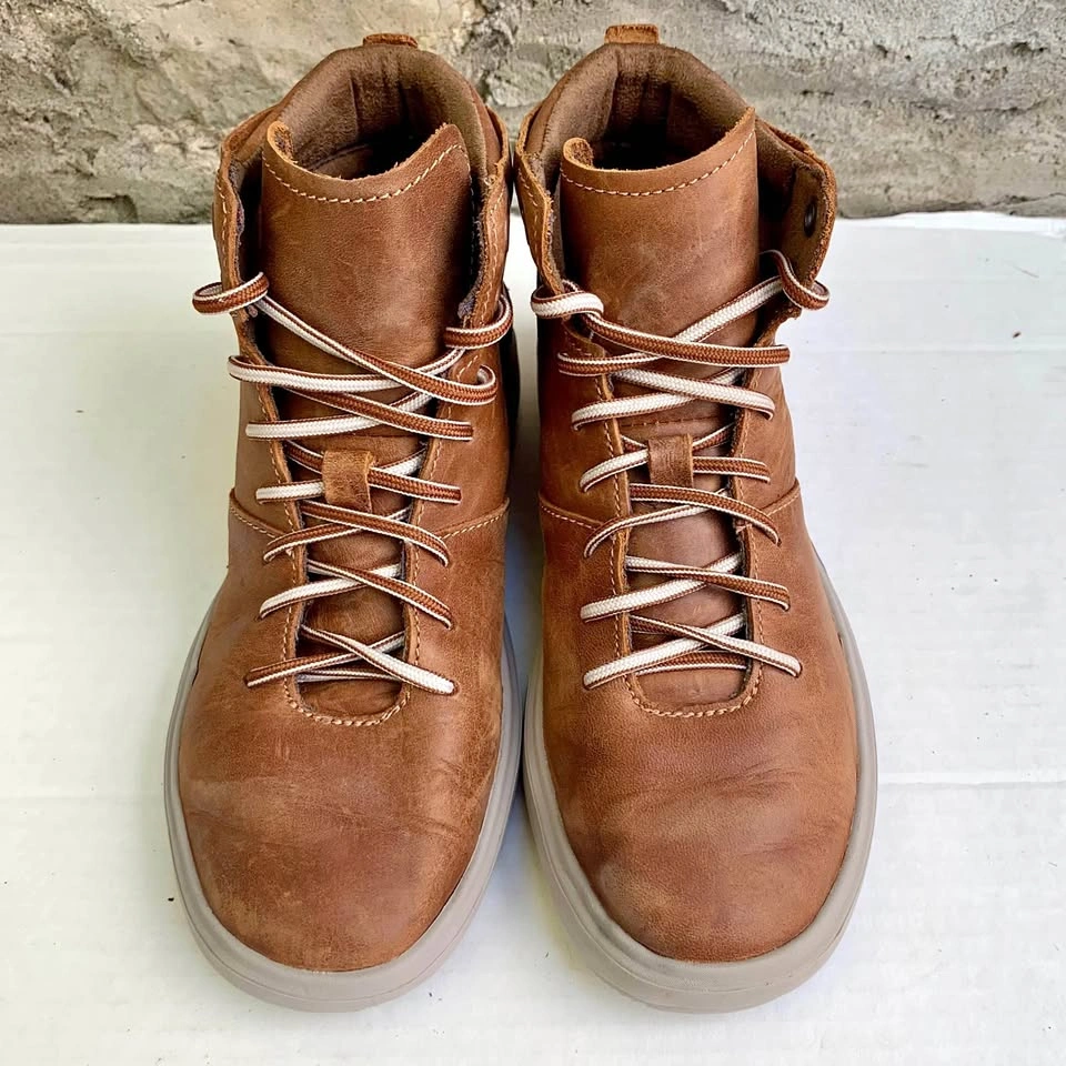 Merrell Women's Around Town Mid Lace Boot - Size 5