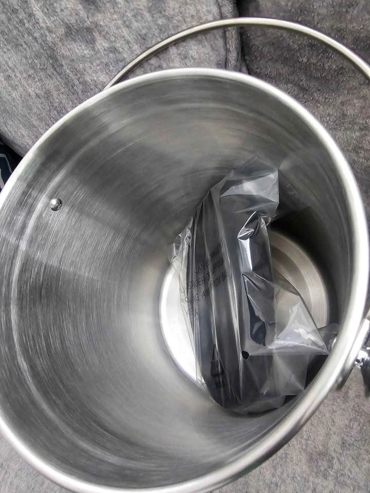 Stainless Steel Countertop Compost Bin - photo 5