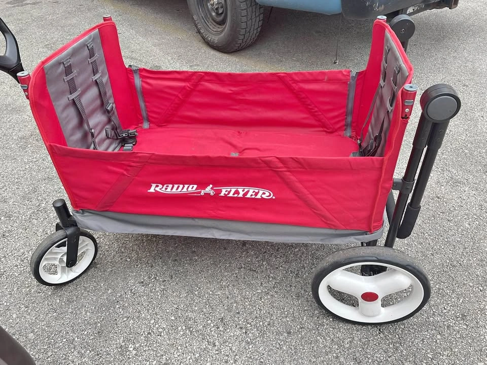 Radio Flyer Stroller Wagon
