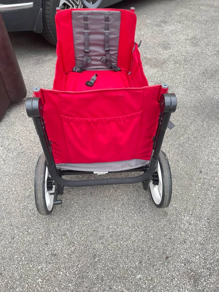 Radio Flyer Stroller Wagon - photo 3