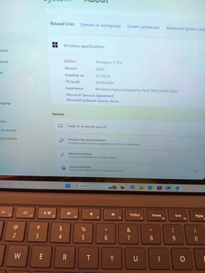 Microsoft Surface Pro 5 LTE i5 8GB RAM 256GB SSD Win 11 Pro - photo 3