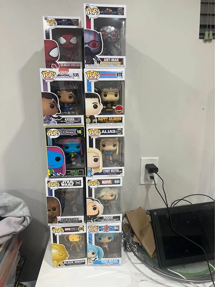 Funko Pop! Vinyl Figures and Sword Art Online Anime Statues