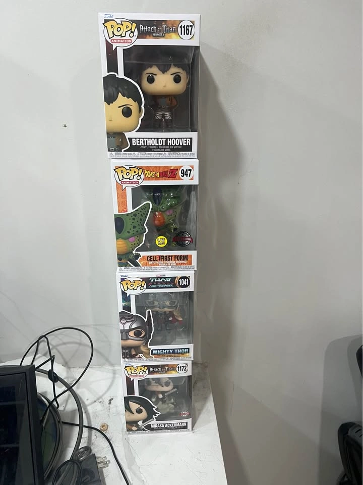 Funko Pop! Vinyl Figures and Sword Art Online Anime Statues - photo 5