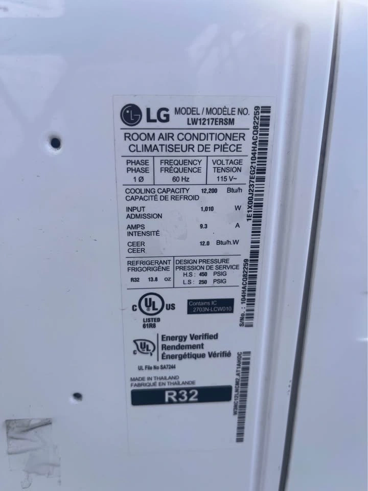 LG 12,200 BTU Window Air Conditioner LW1217ERSM - photo 4