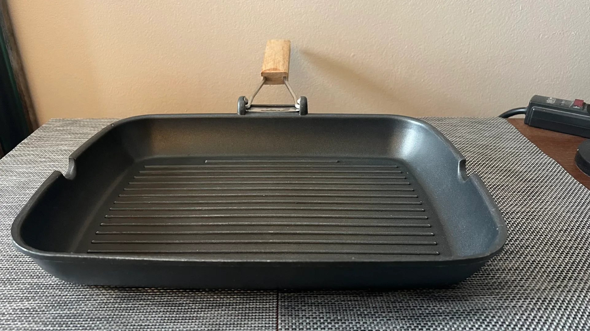 IKEA Grilla Non-Stick Grill Pan 🧡 image indicator(10)