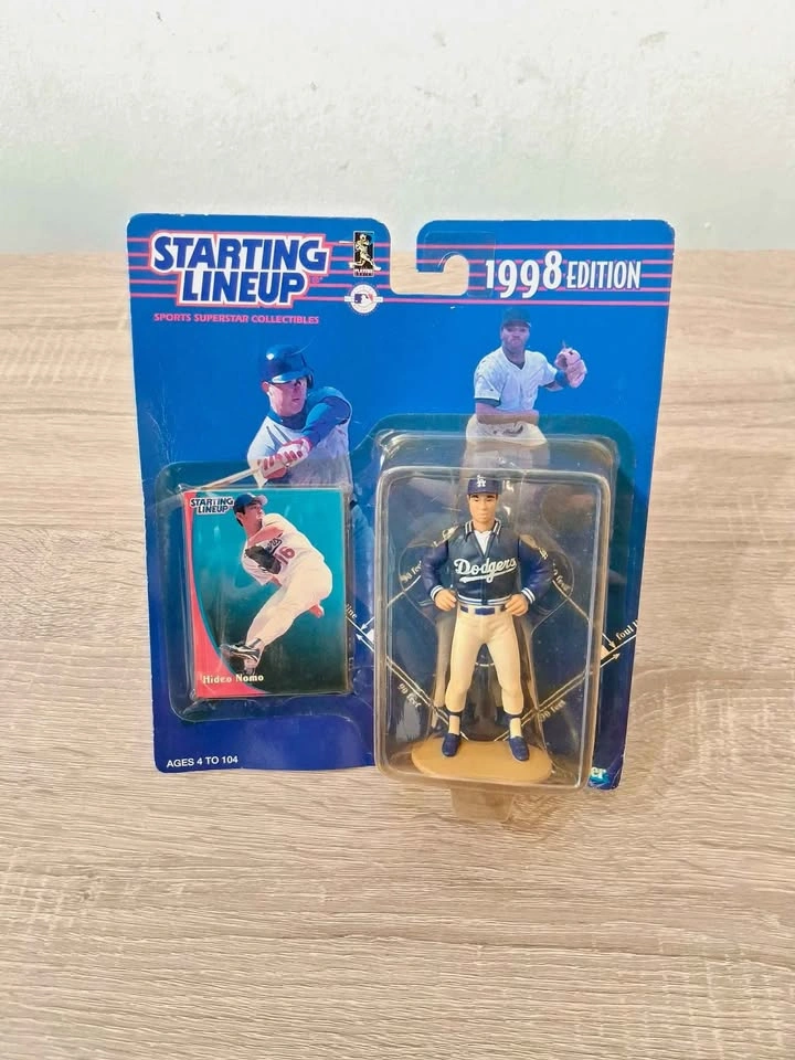 Starting Lineup 1998 Hideo Nomo Dodgers Figure & Card - photo 2