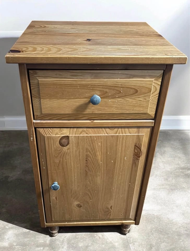 Solid Pine Nightstand with Drawer and Cabinet - photo 3