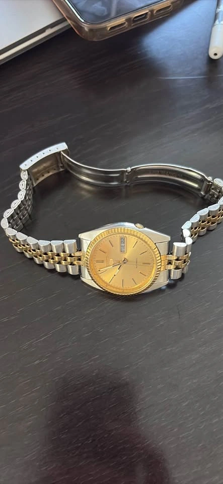 Vintage Seiko 5 Automatic Two-Tone Watch - photo 2