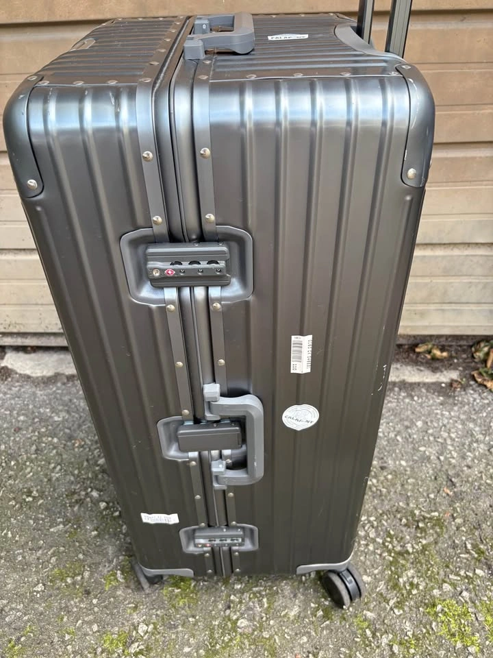 All ALUMINUM Extra Large Check-In Suitcase - Gunmetal Grey/Green - photo 2
