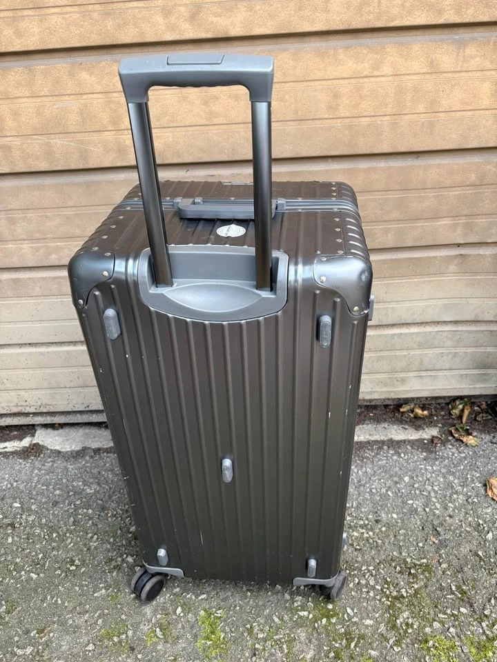 All ALUMINUM Extra Large Check-In Suitcase - Gunmetal Grey/Green - photo 3