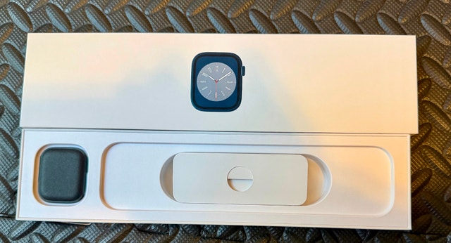 Apple Watch Series 8 41mm (GPS) - Midnight Aluminum - Mint - photo 3