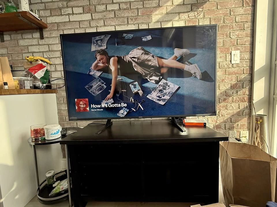 TV Stand / Entertainment Unit