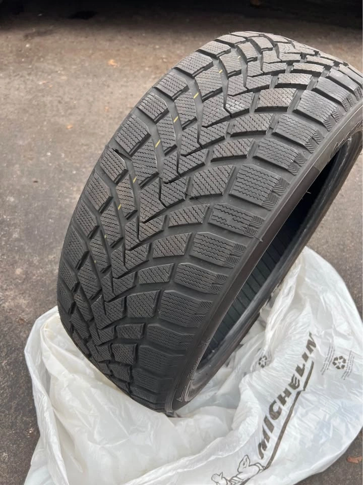Set of 4 Winter Tires – 225/45R18 Snow Leopard - photo 3