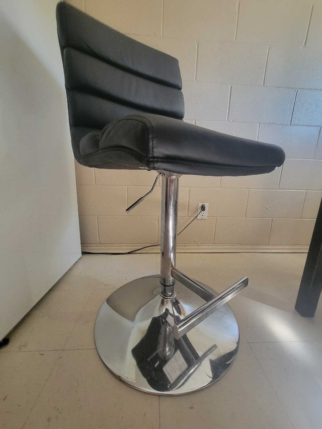 Modern Adjustable Swivel Bar Stool - photo 4