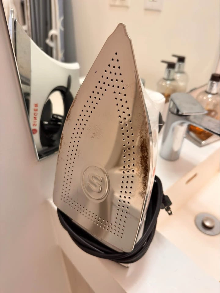 Singer 1700W Steamcraft Steam Iron - photo 3