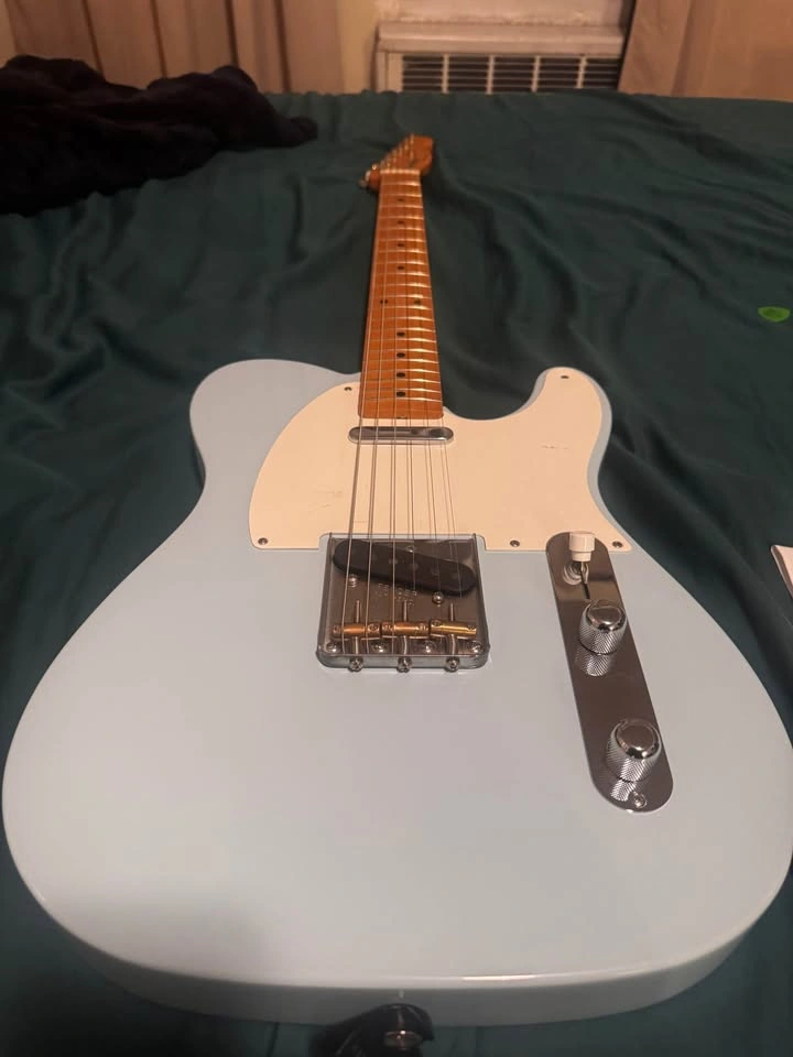 Fender Vintera 50’s Telecaster 75th Anniversary - photo 4