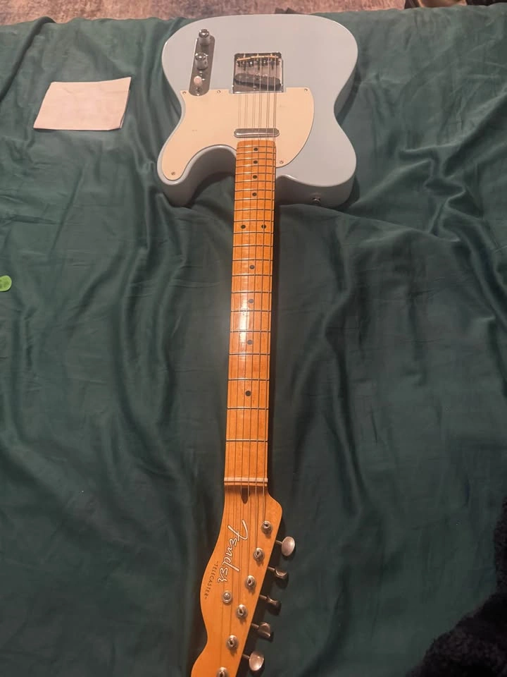 Fender Vintera 50’s Telecaster 75th Anniversary - photo 5