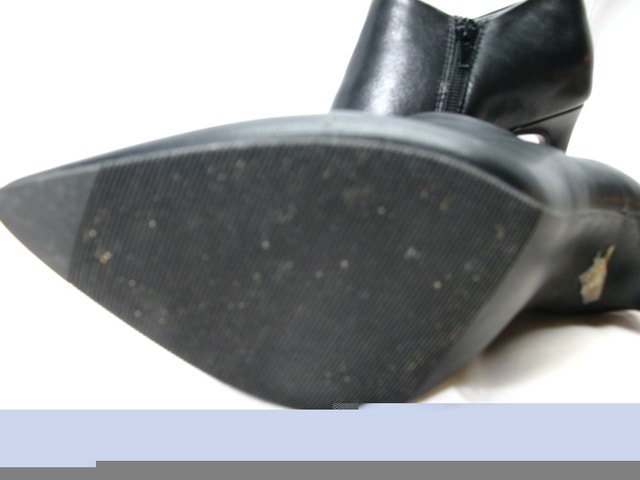 Size 7 Women's Black Ankle Boots - photo 3