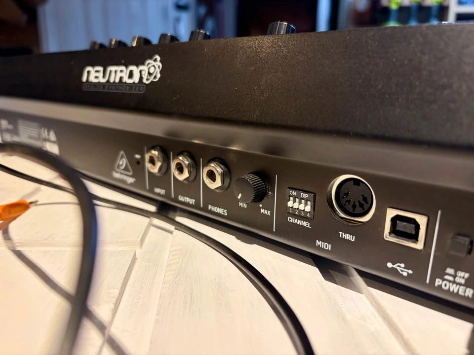 Behringer Neutron Semi Modular Synth with extras - photo 2