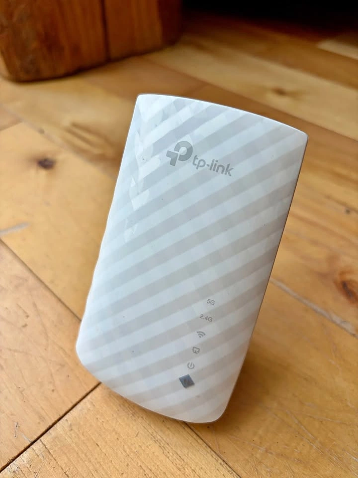 Wi-Fi Range Extender