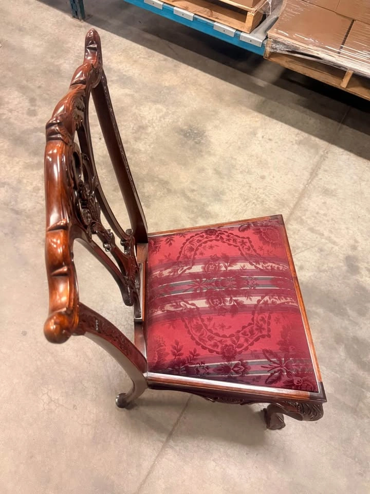 Pair of Antique Print & Hand-Carved Chippendale Chairs - photo 2