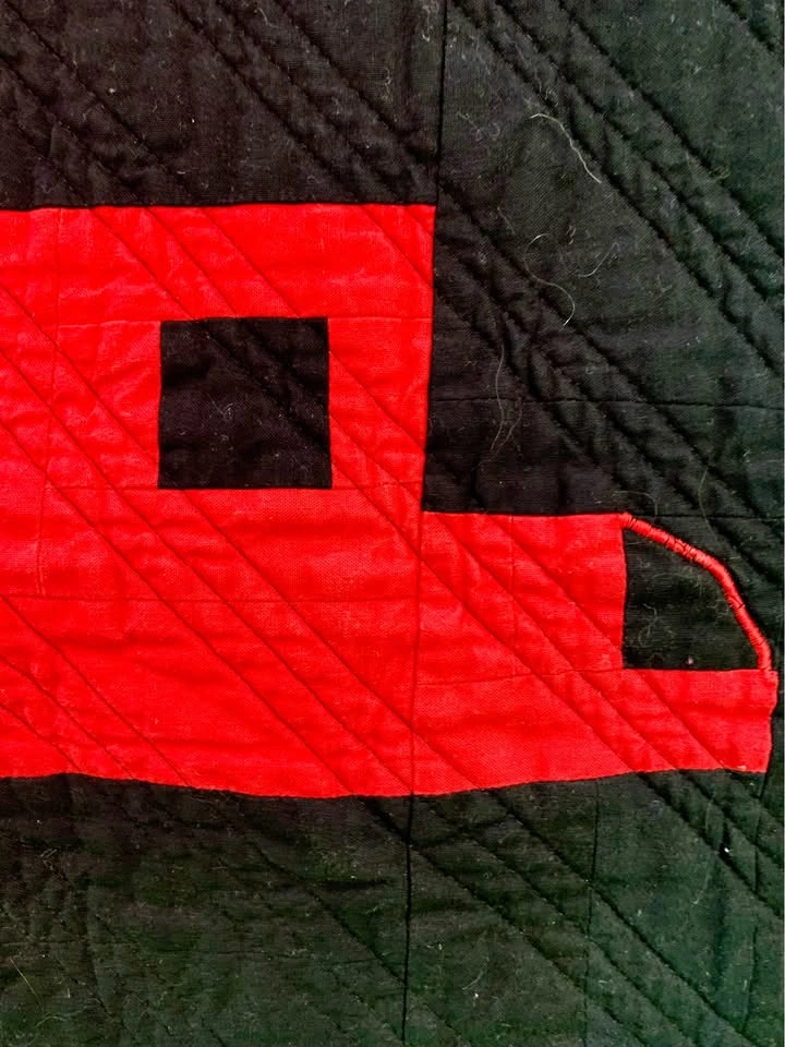Handmade Welch Dragon Lap Quilt 38” x 38” - photo 2