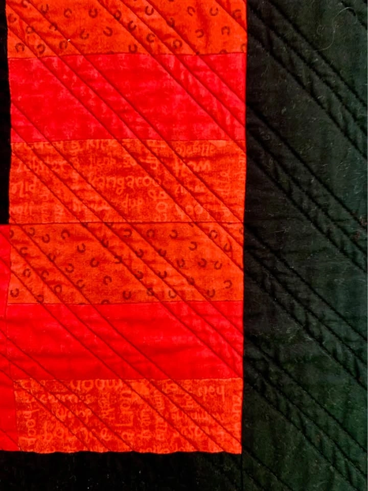 Handmade Welch Dragon Lap Quilt 38” x 38” - photo 3