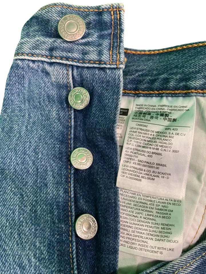 Levi Strauss 501 Button Fly Jeans W28 L30 - photo 3
