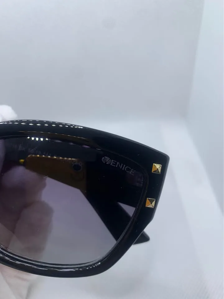 BNIB VENICE polarized women's sunglasses image indicator(3)