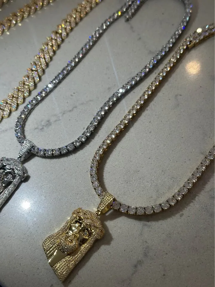 Coated in Pure 18 K Gold Tennis chains, Cuban links image indicator(10)