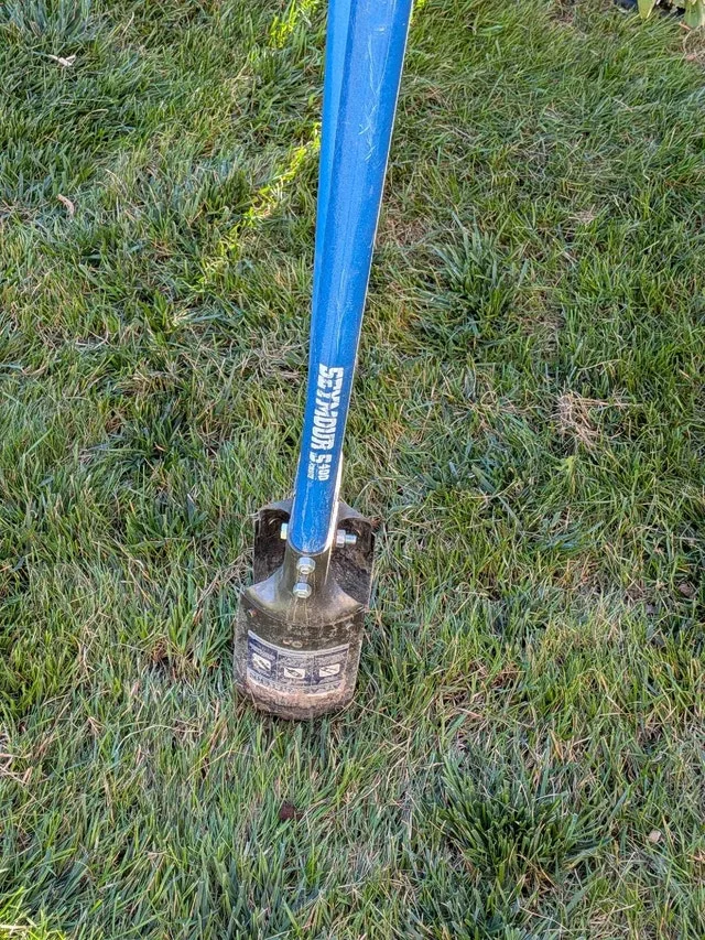 Post hole digger - photo 2