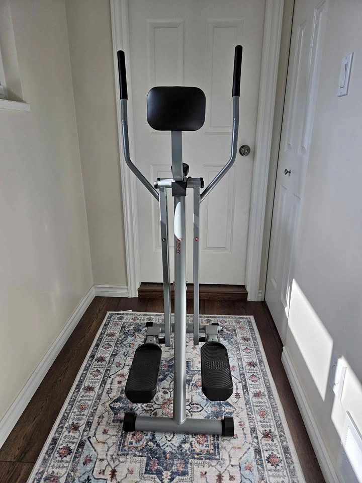 QUIET, SMOOTH Elliptical trainer