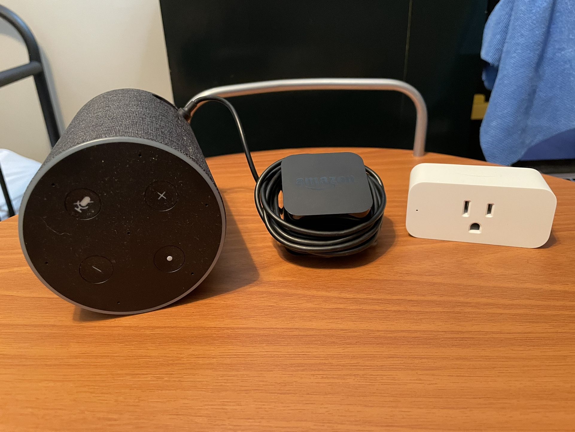 Amazon Echo 3rd Gen With Smart Plug - photo 2