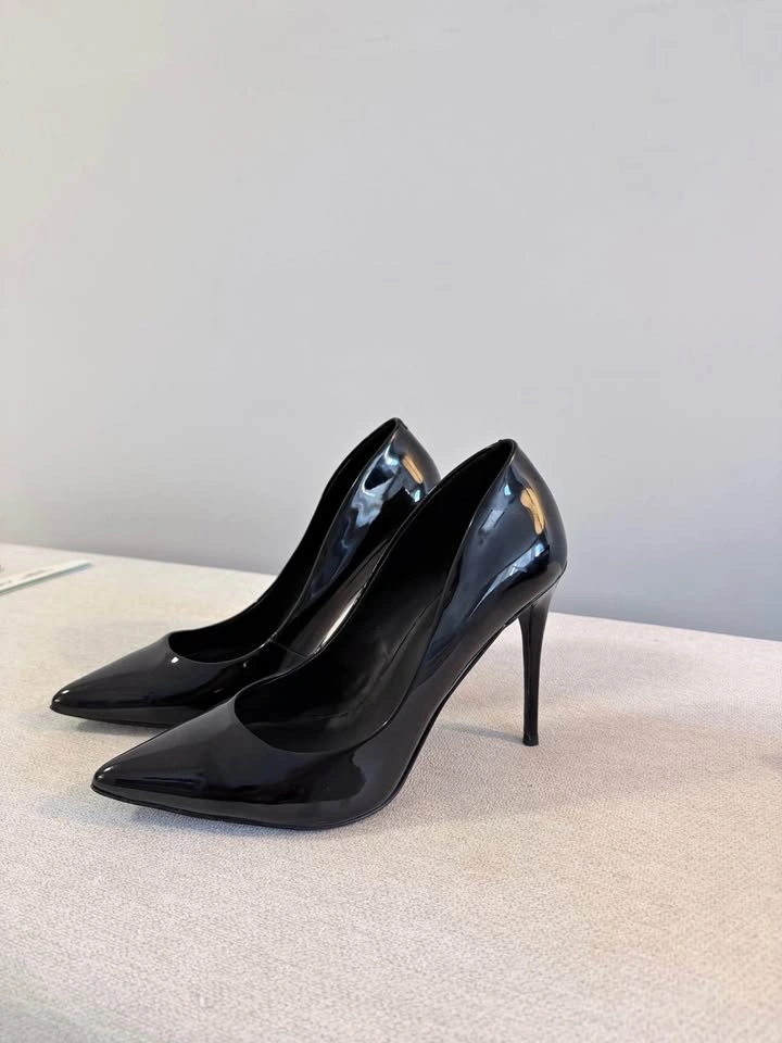 ALDO Black Patent Pointed-Toe Heels – Size 8.5 / EU 39