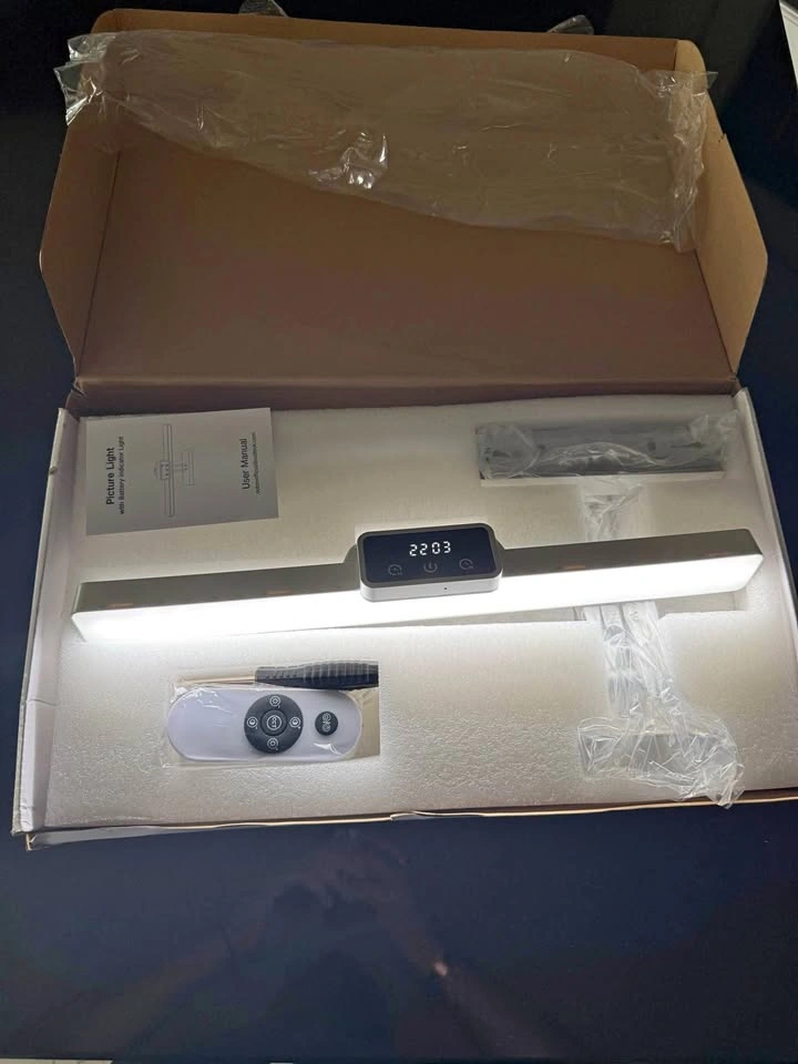 OUTON 15.7" Magnetic Rechargeable Picture Light with Remote