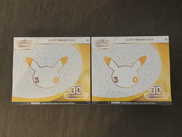Pokémon 30th Celebration Elite Trainer Box