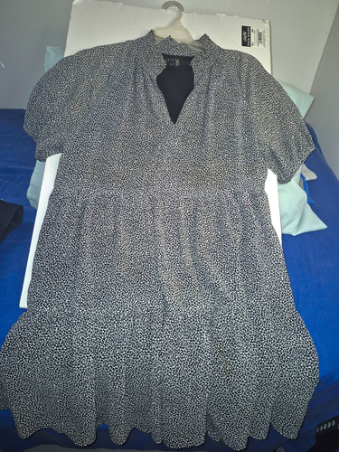 1. STATE Women's 1X Black/White Speckled V-Neck Babydoll Dress