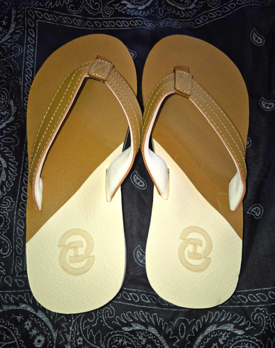 Women’s Beige/Tan Colorblock Flip Flop Sandals US 7