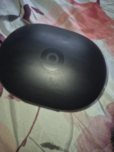 Beats by Dr. Dre Black Hard Shell Zipper Headphone Carrying Case - photo 2
