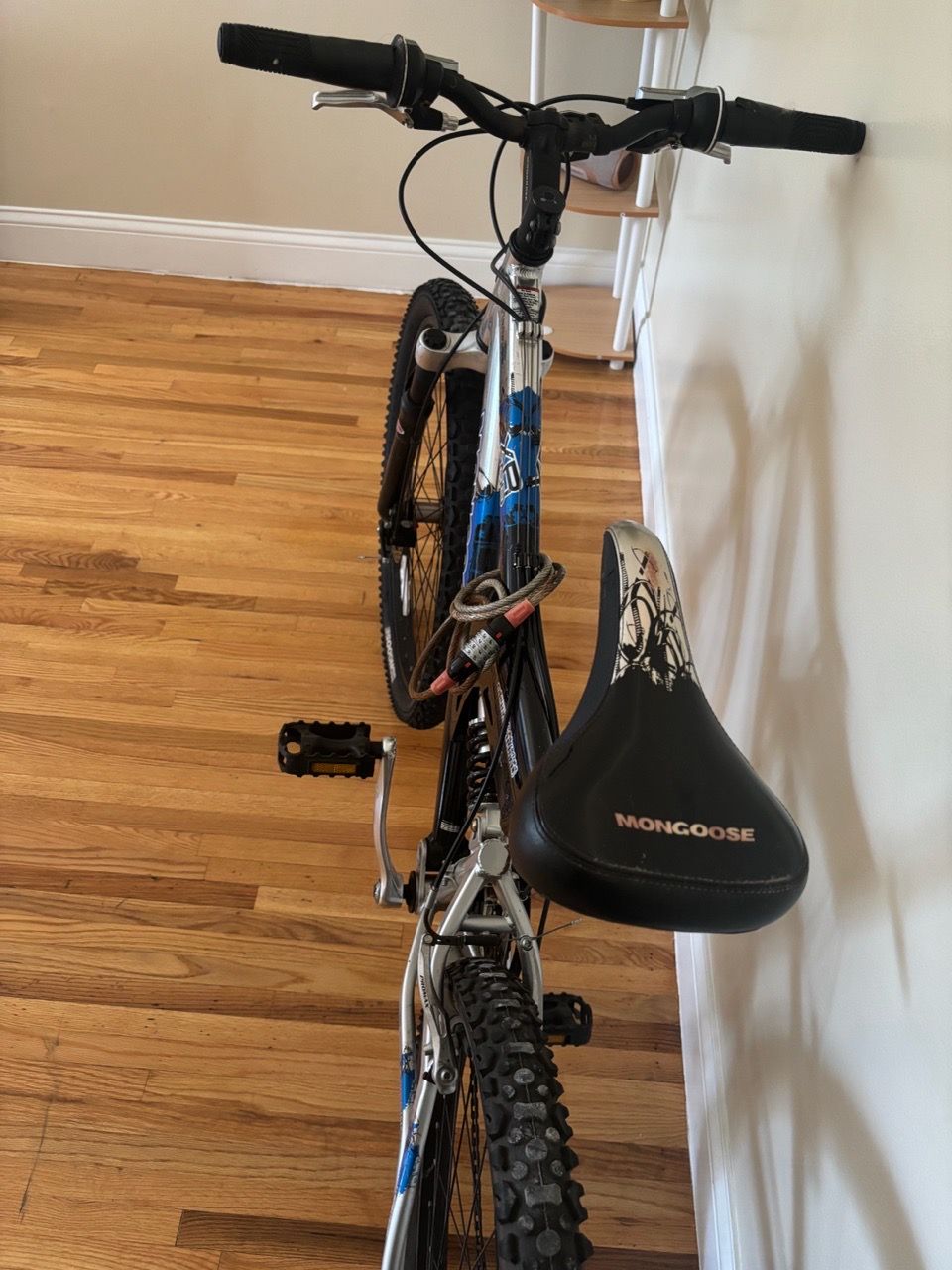 Mongoose mountain bike - photo 3