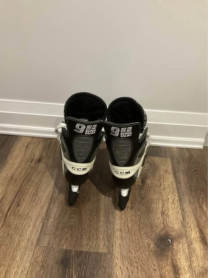 Vintage CCM 952 Super Tacks Hockey Skates – Size 7 – Made in Can - photo 4