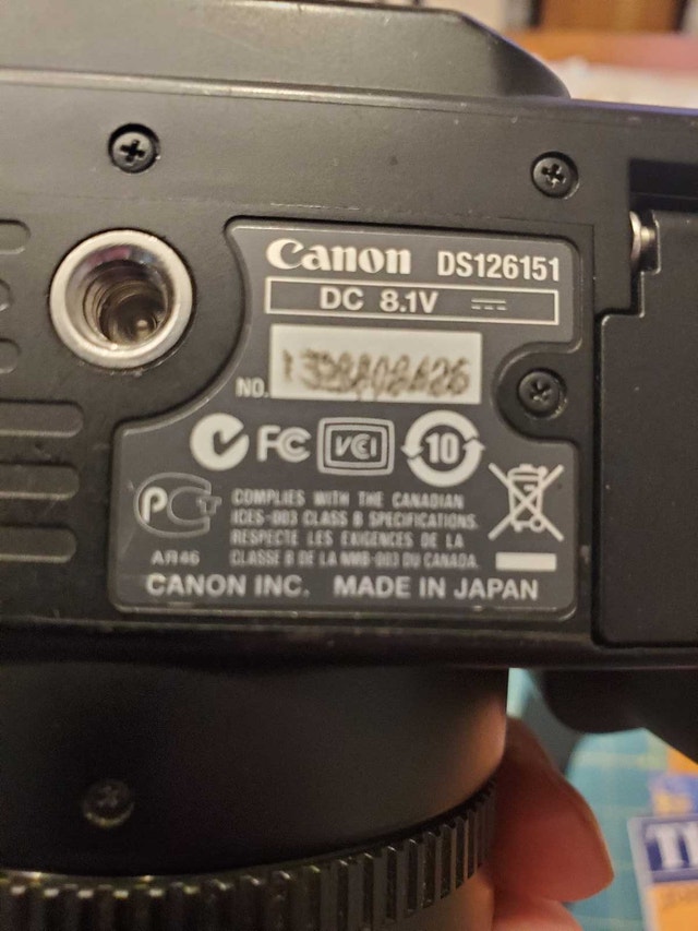 Canon EOS Rebel XTi 10.1mp D-SLR Camera with lens / 32 GB CF - photo 2