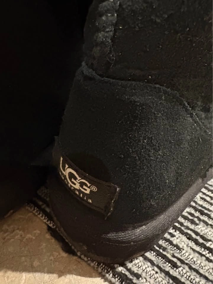 UGG Classic Tall Black Boots Size 7 - photo 2