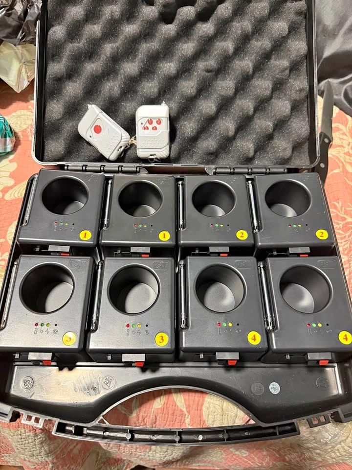 8-Channel Cold Fountain Pyrotechnic Control Unit (10 Flames)
