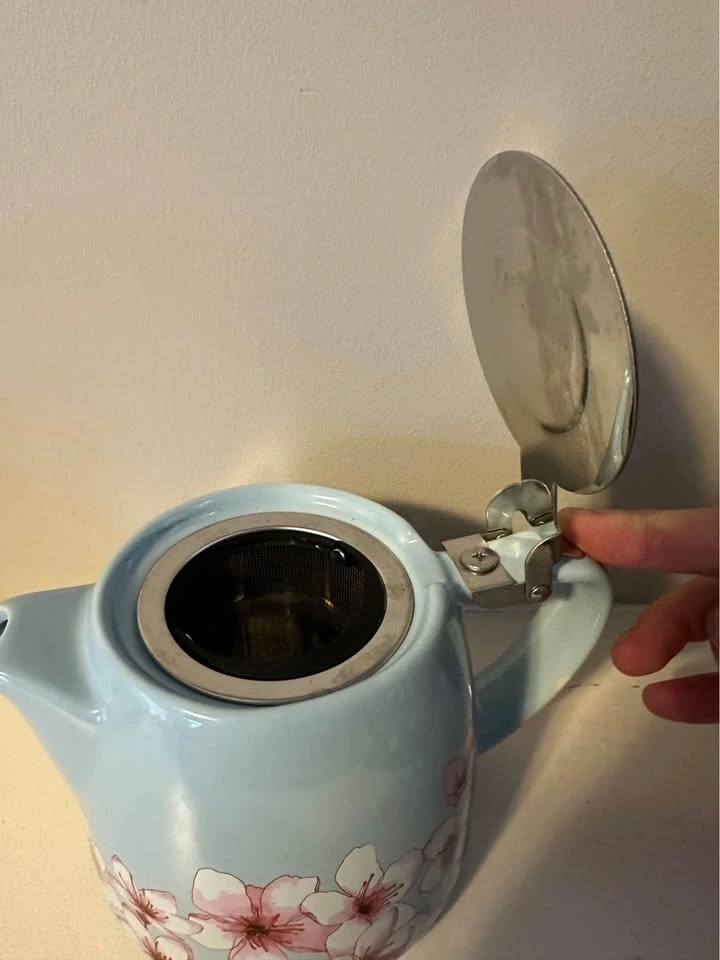 Small Blue and Pink Floral Teapot - photo 2