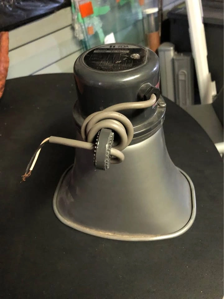 TOA Loud Speaker - photo 3