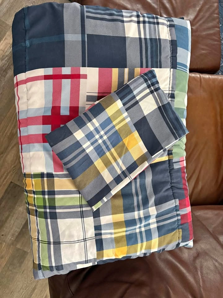 Twin duvet and pillow sham